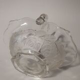 Transparent and translucent glass basket
