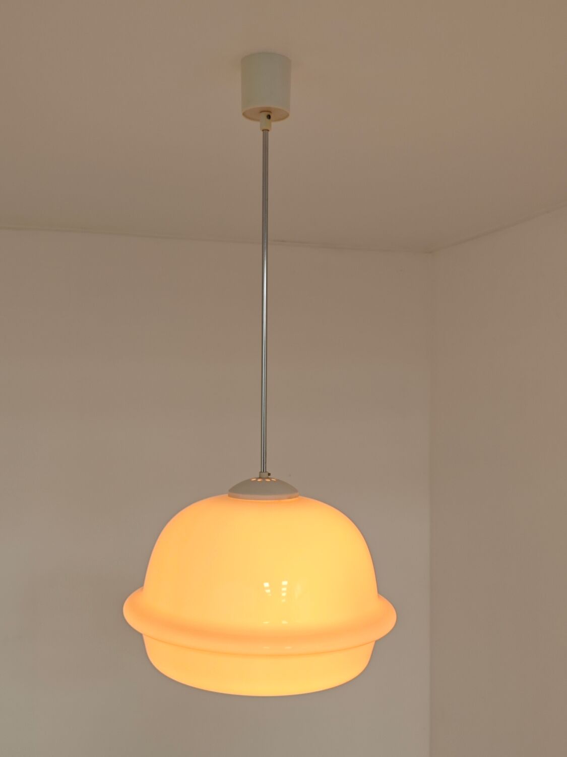 Suspension lamp "derby" in triplex opal glass – karel volf, osvě