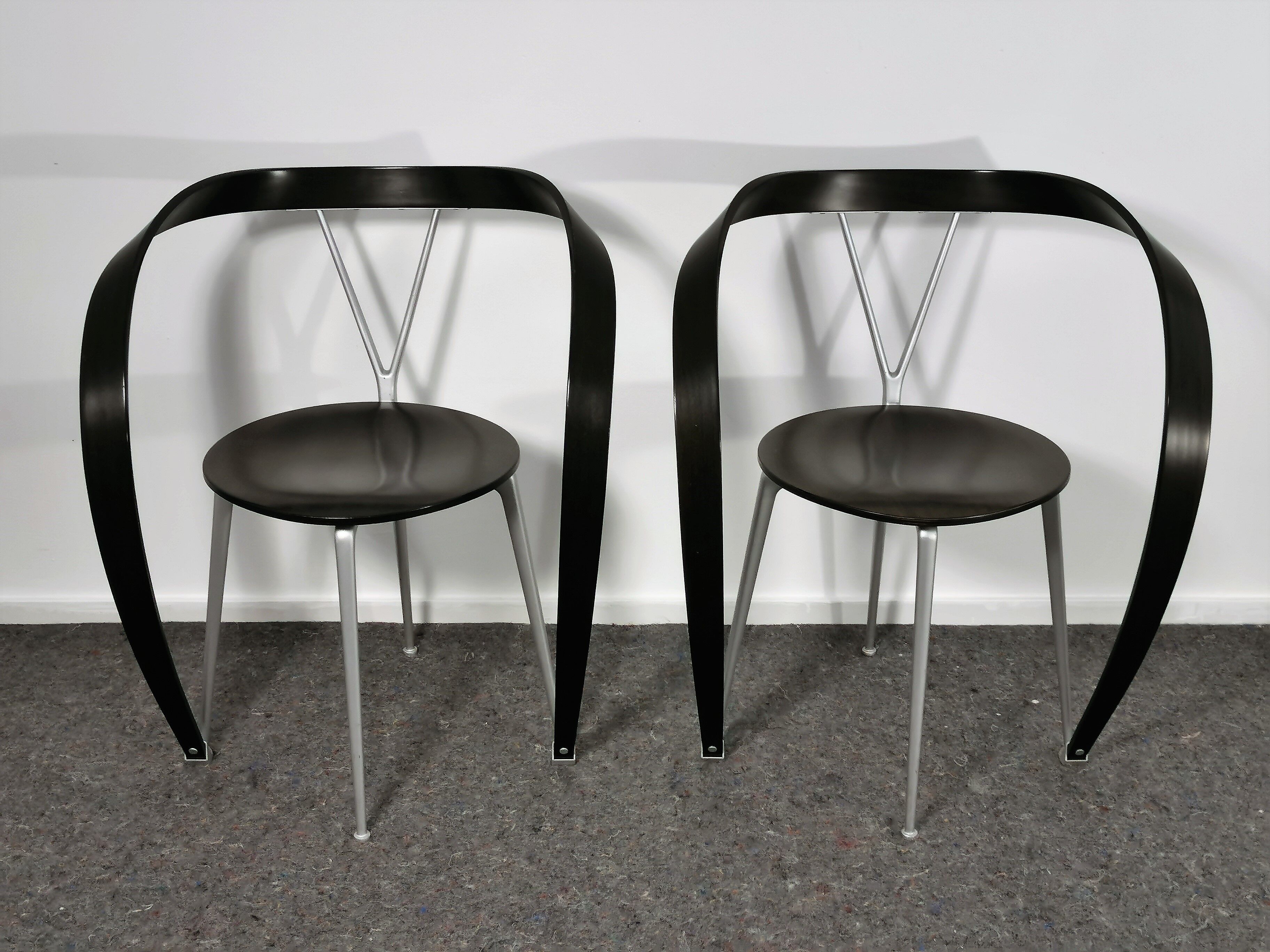 Paire de chaises Andrea Branzi 'Revers' par Cassina Italie 1990