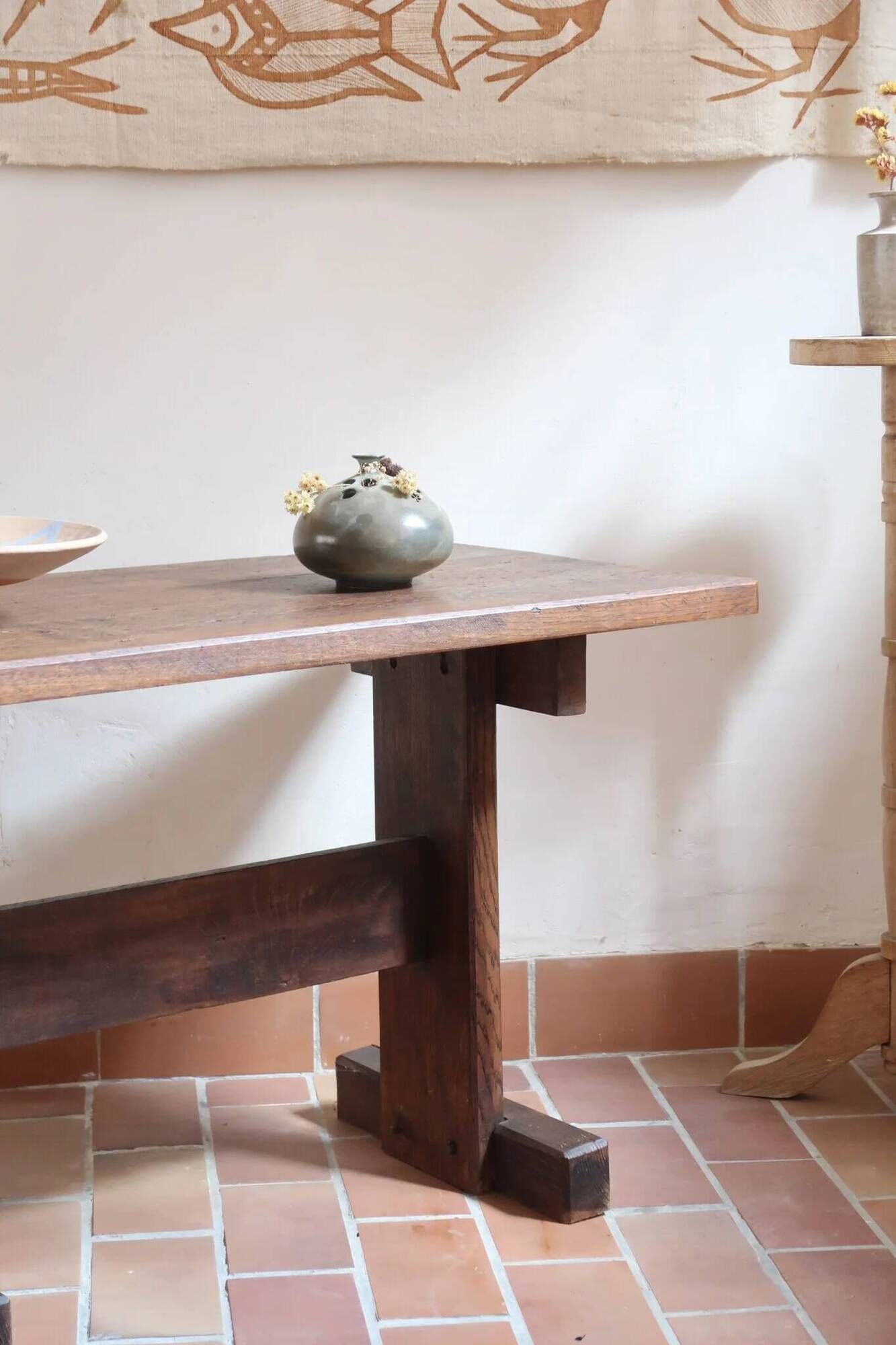 Solid oak coffee table, key stretcher, 1950s.