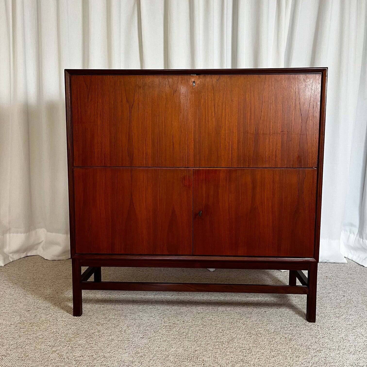 Rare Scandinavian secretary from the 1960s, in the style of Marian Grabinski for IKEA.