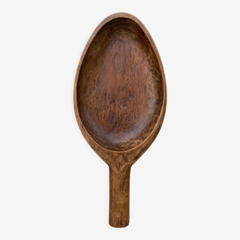 Empty ethnic wooden pocket brutalist style spoon shape