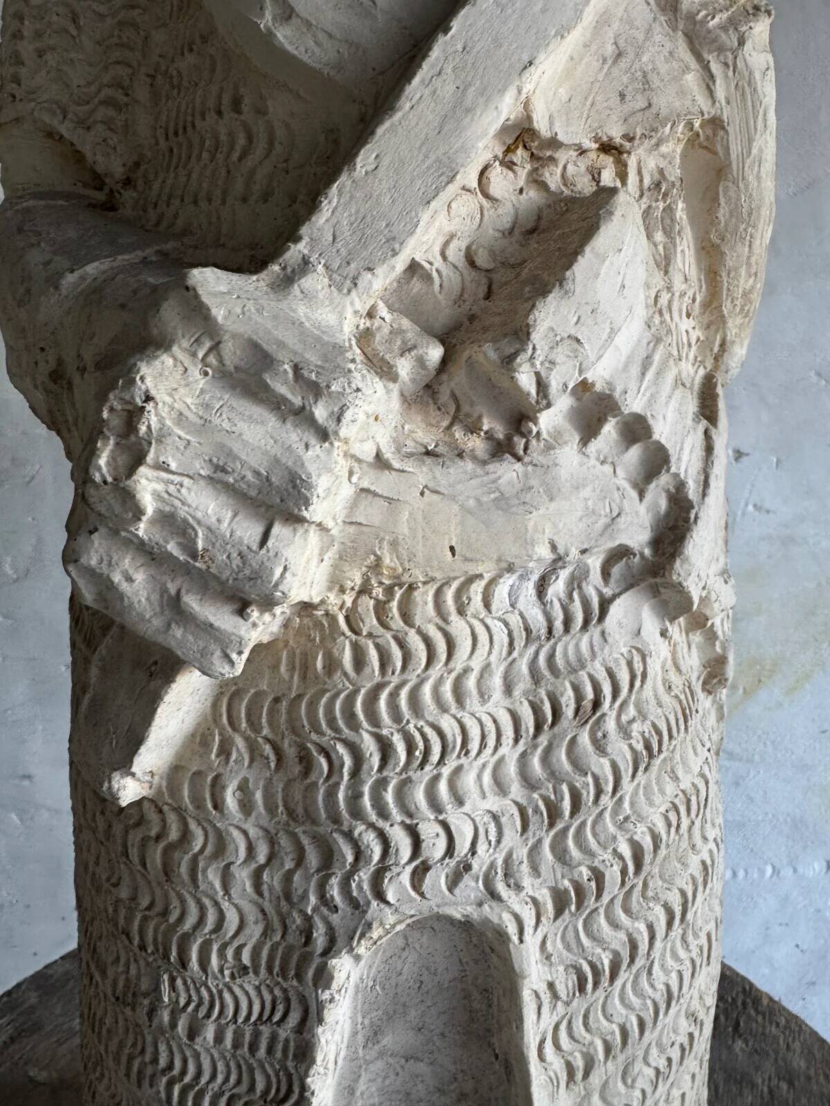 Set of two natural white plaster sculptures by Walter De Buck — figurative folkloric pair