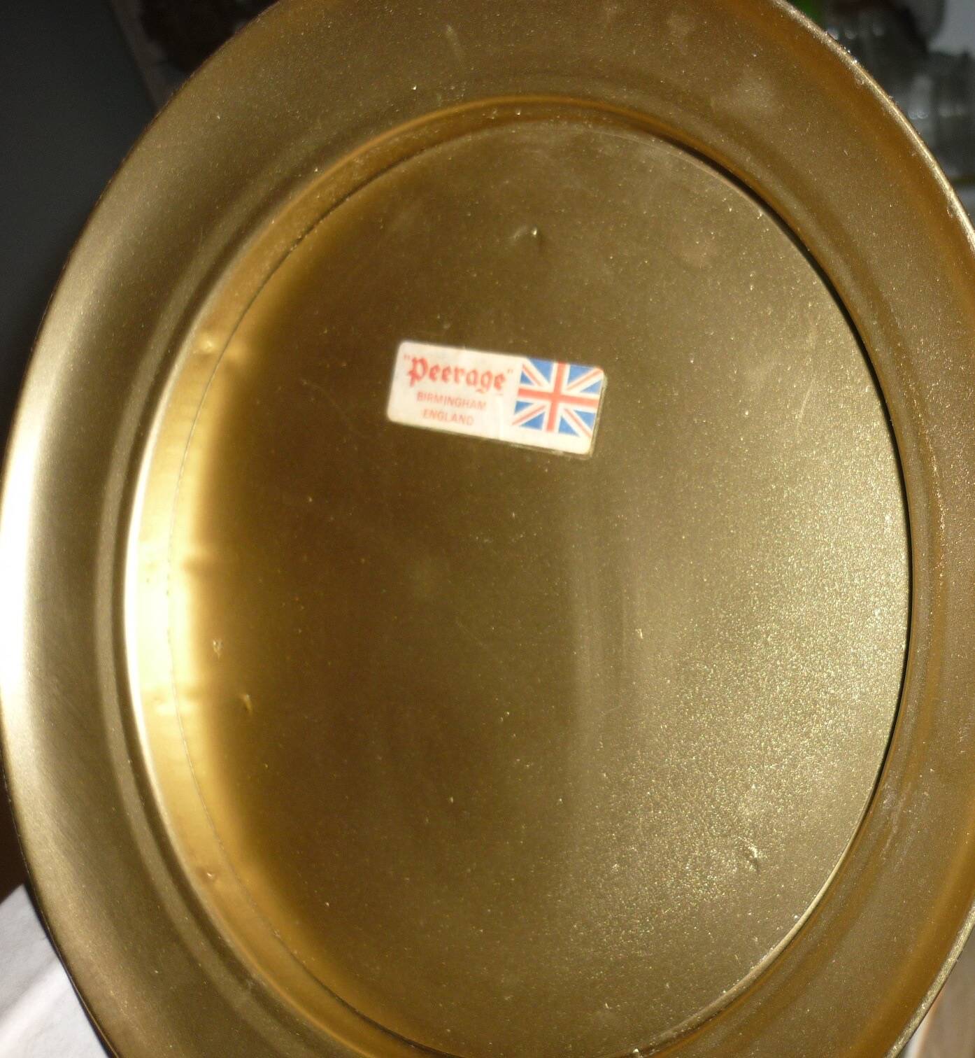 Umbrella stand in English gilded brass