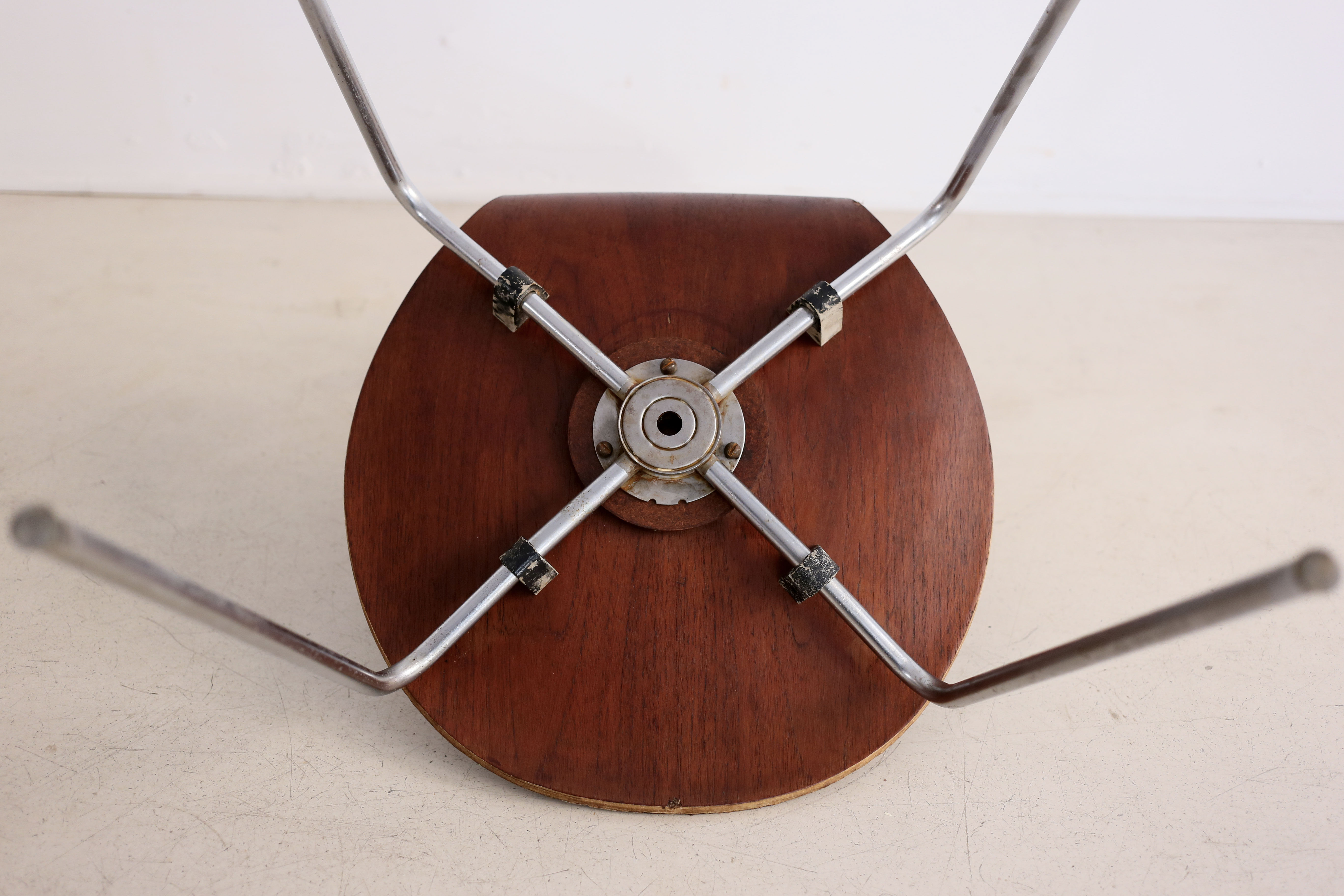 6 ant chairs by Arne Jacobsen for Fritz Hansen