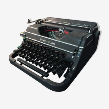 Underwood typewriter