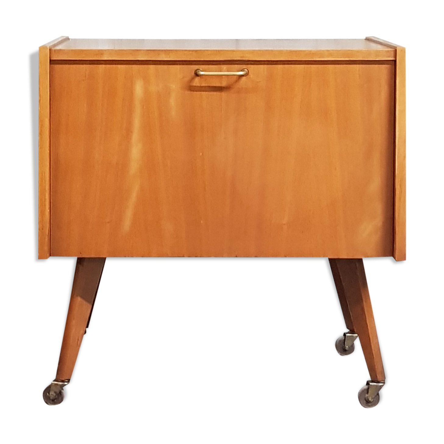 Storage furniture on wheels