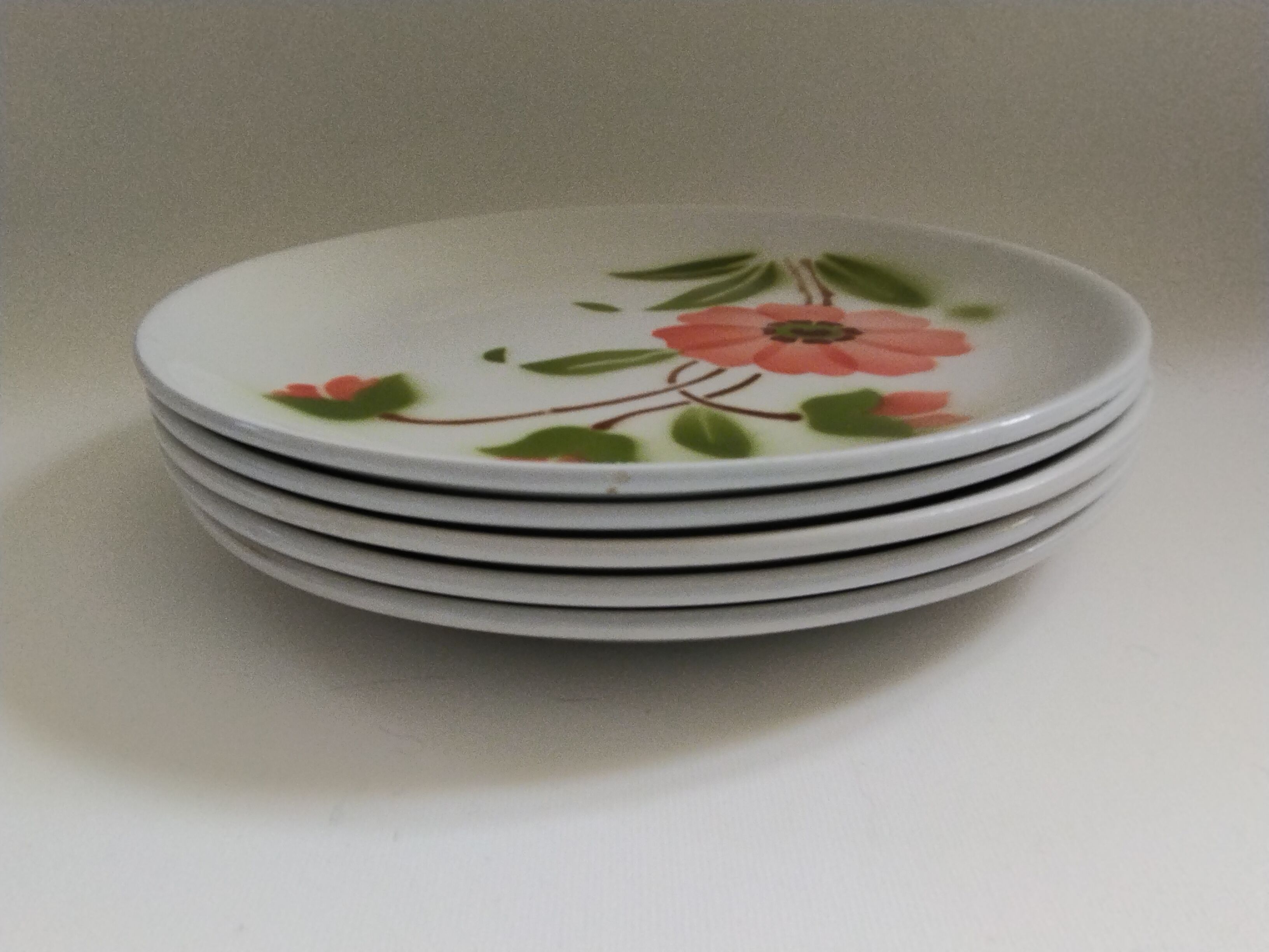 5 dessert plates from Moulin des Loups, Orchies, Gisèle model