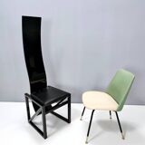 This chair from the EDO series was designed by the Japanese architect Kisho Kurokawa in the 1980s an