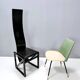 Chaise de la série EDO conçue par l'architecte japonais Kisho Kurokawa dans les années 1980.