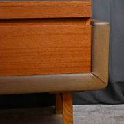 Teak and nubuck hairdresser, by R. Landault – 1970