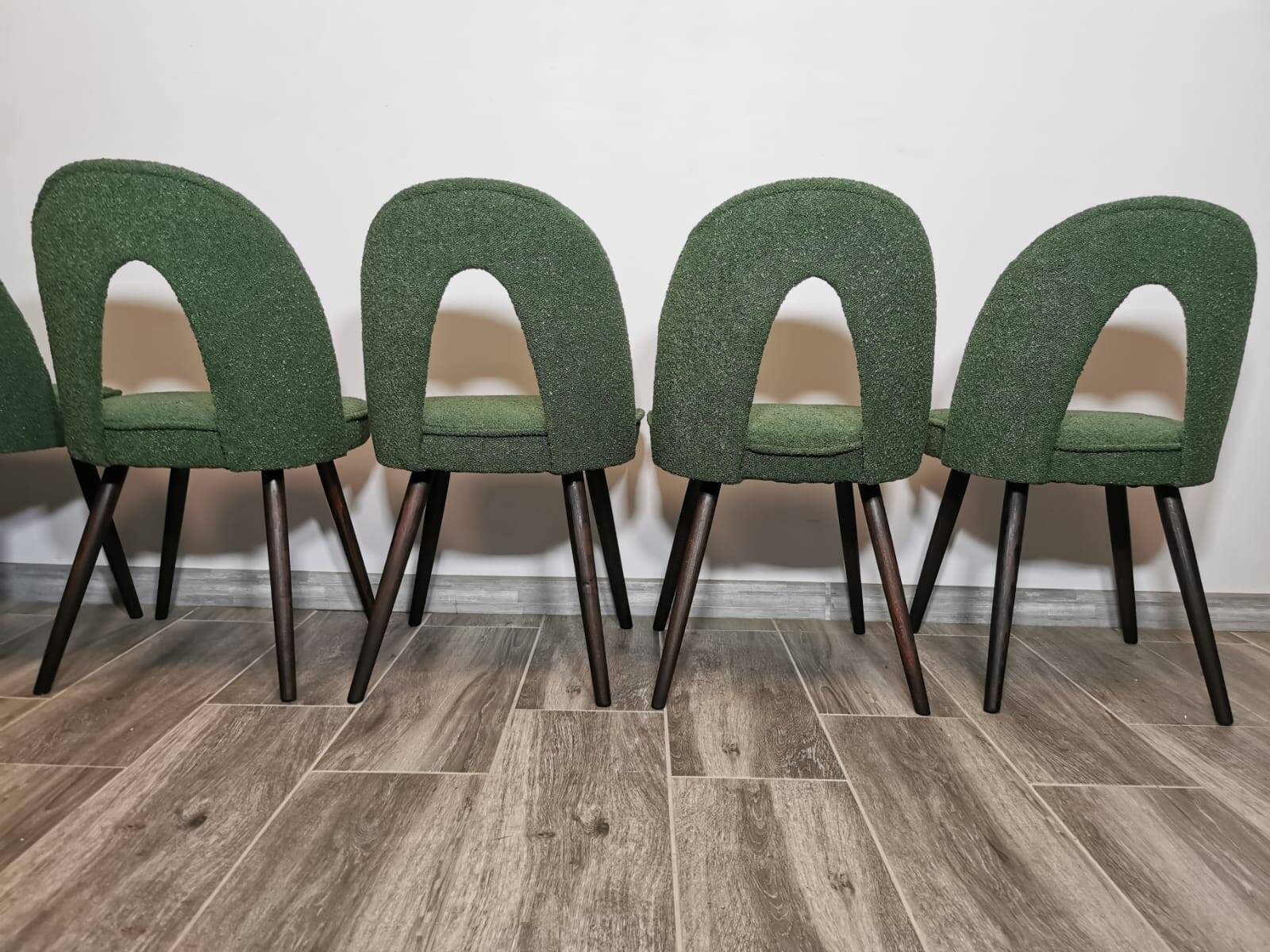 Chaises de salle à manger par Antonin Suman, 1960s, Set de 8