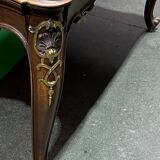 Antique English table. Solid oak.