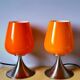 Paire de lampes space age en opaline orange et métal chromé