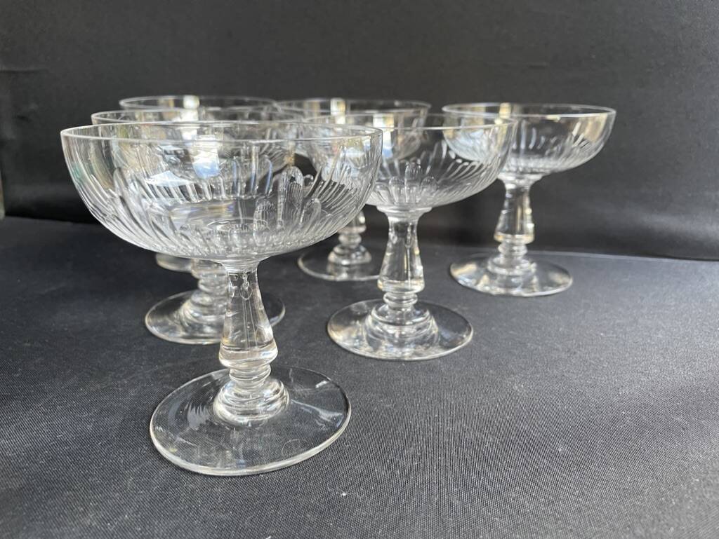 6 Baccarat champagne glasses – Art Nouveau