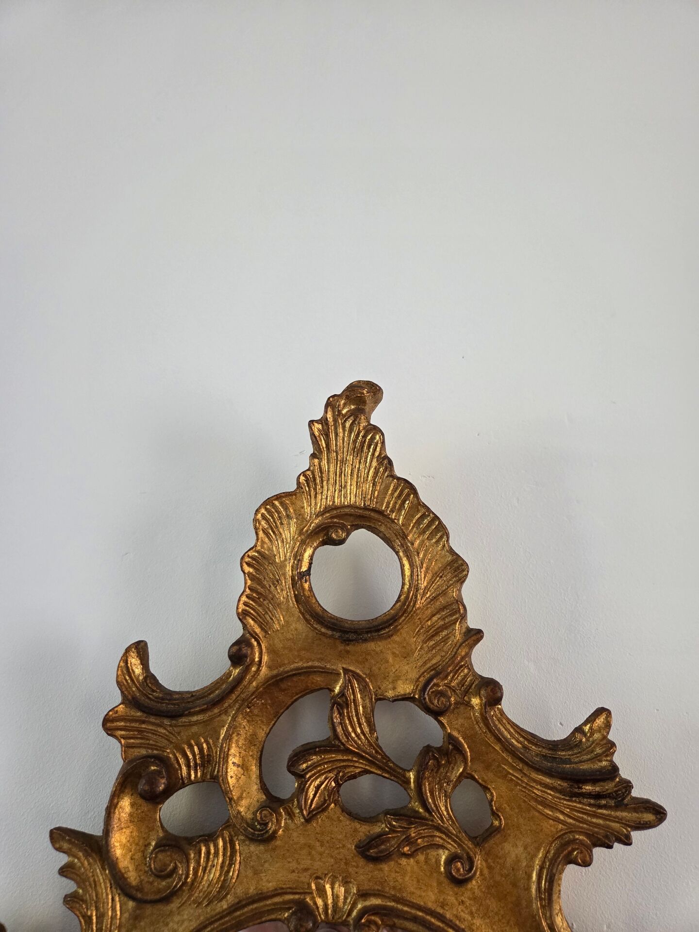 Miroir baroque en bois doré