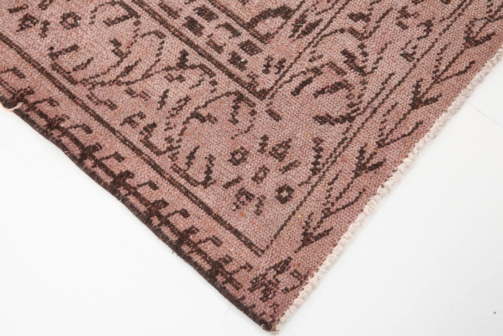 Tapis Vintage Kilim Rose Poudré Motifs Anatoliens, 176x282