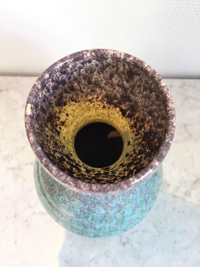 Blue-purple accolay vase, 1970