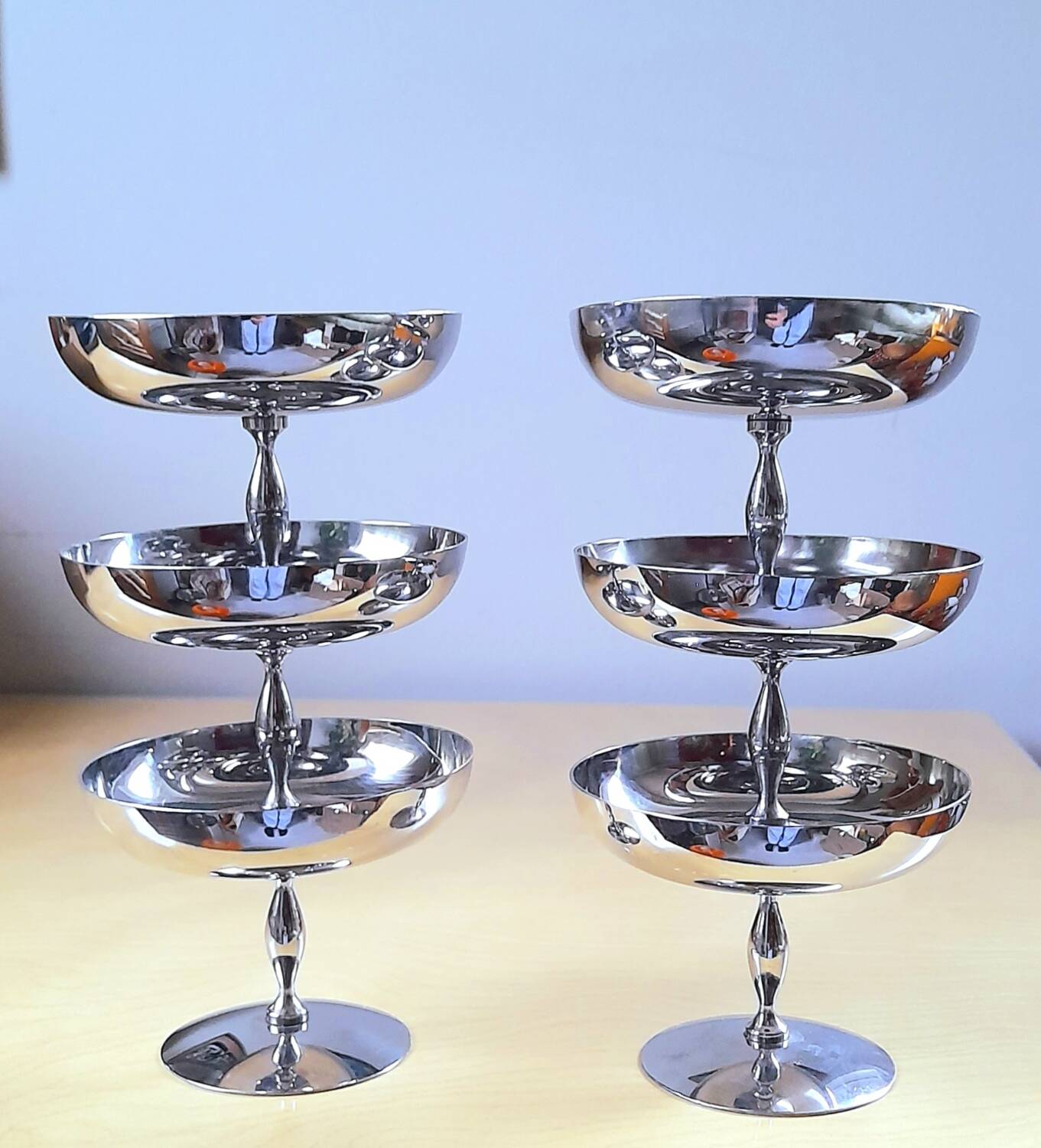 Set of 6 stainless steel ice cream/dessert cups