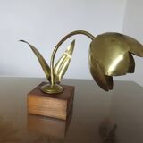 "Flower" lamp in gilded brass and wooden base 1970
