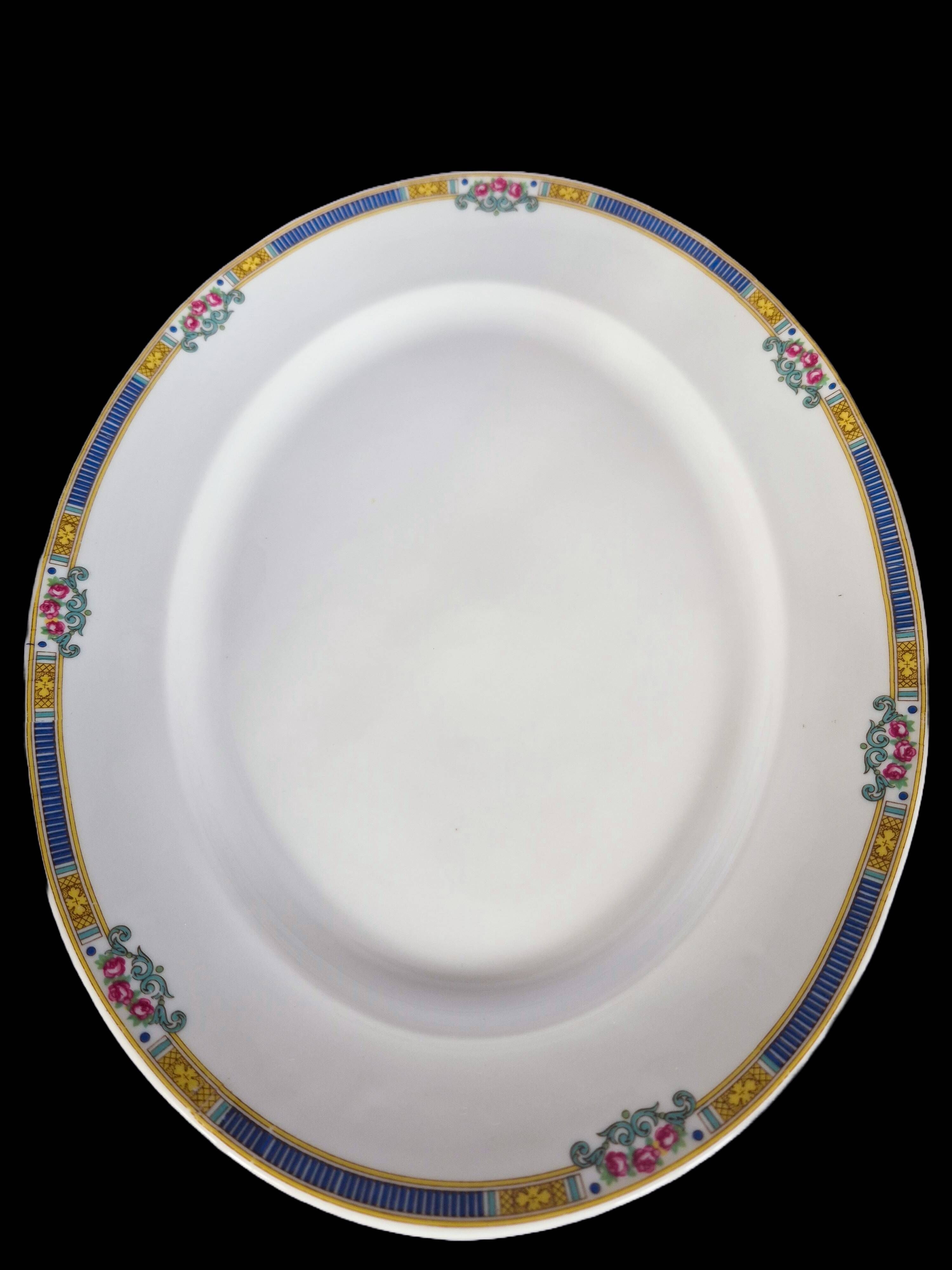 Large oval dish in Limoges porcelain by Bernardaud & Cie – Art Deco