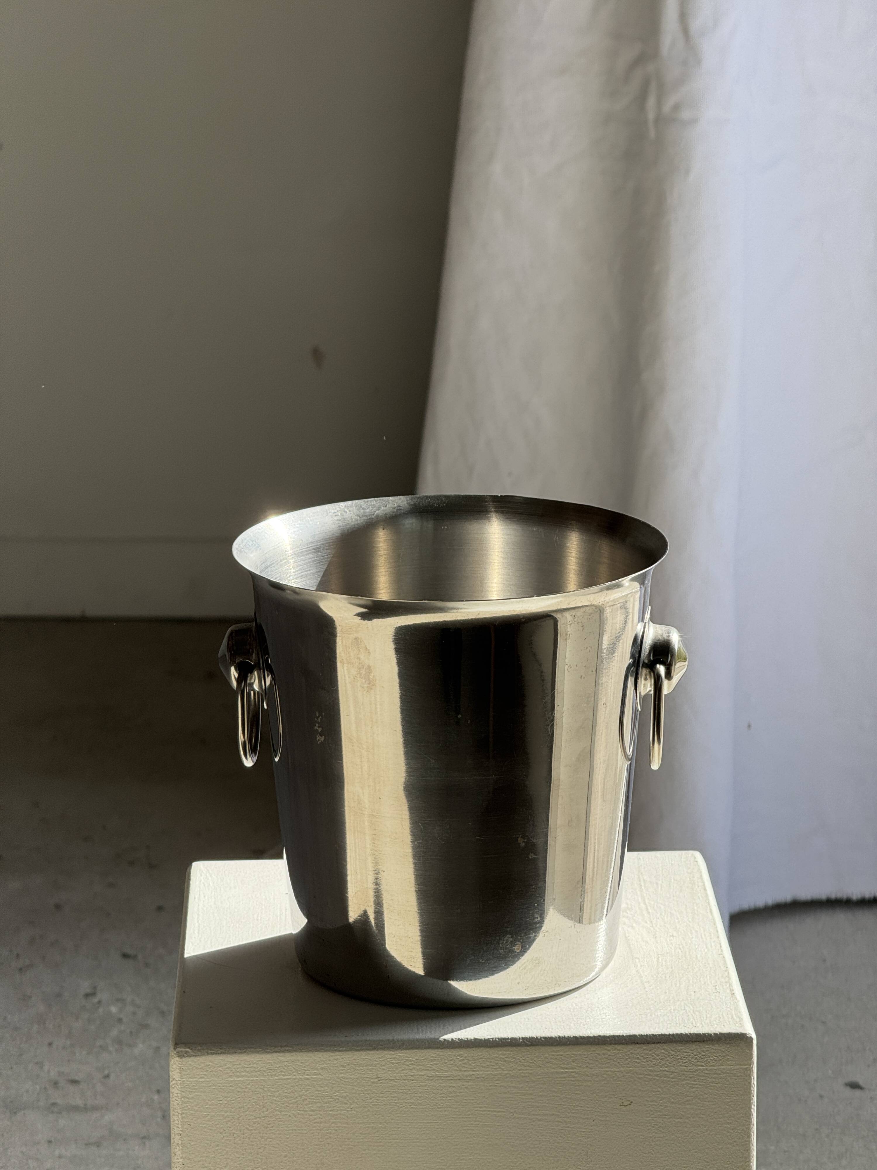 Stainless steel champagne and wine bucket with handle D19 H19
