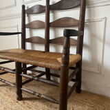Wood and straw banquette