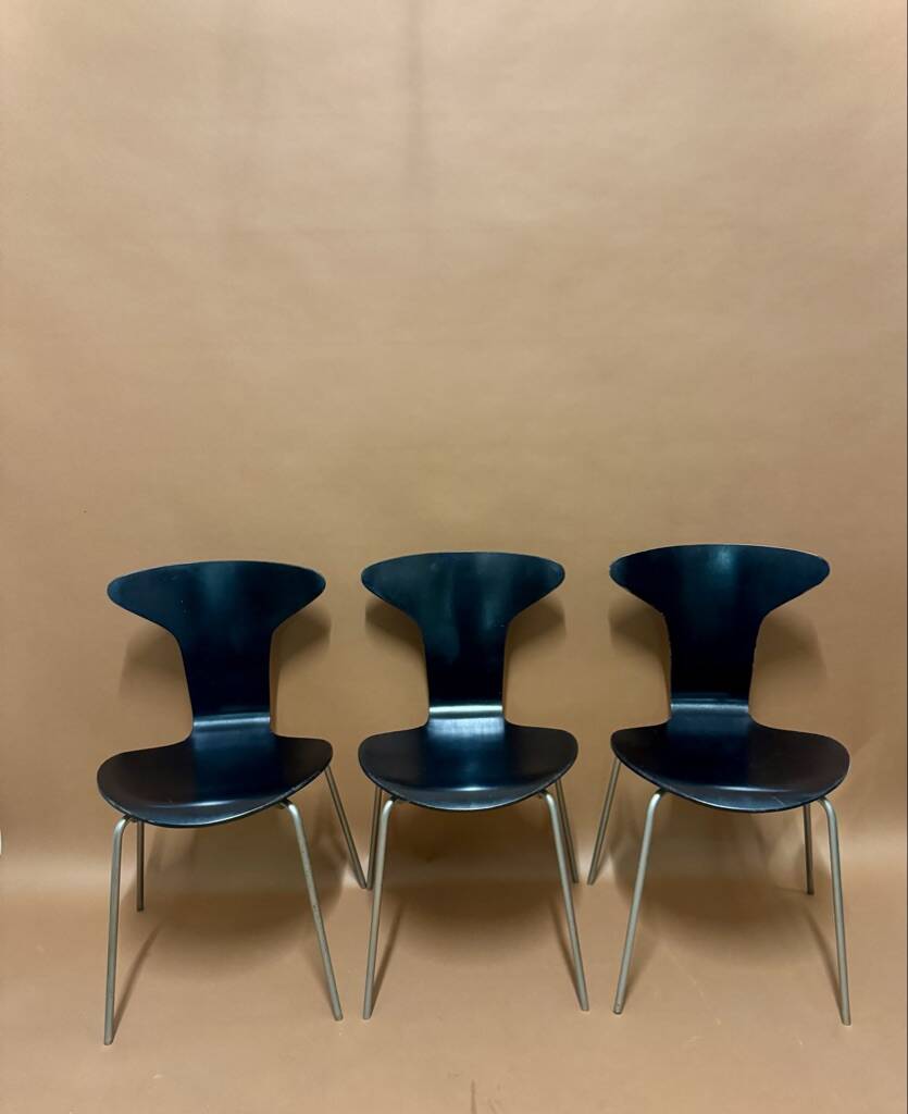 Arne Jacobsen chairs 3105 Mosquito