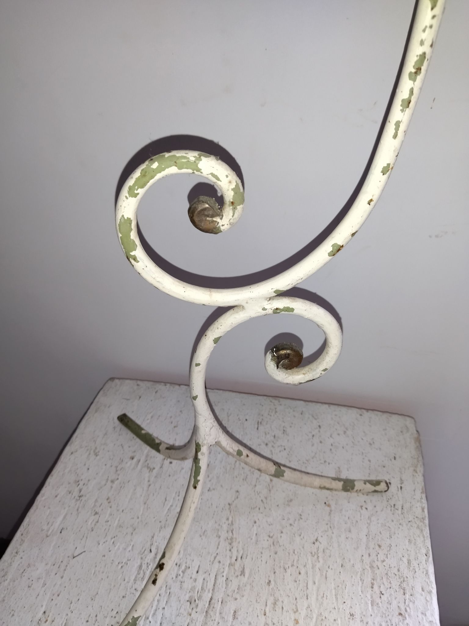 Wrought iron harness 60