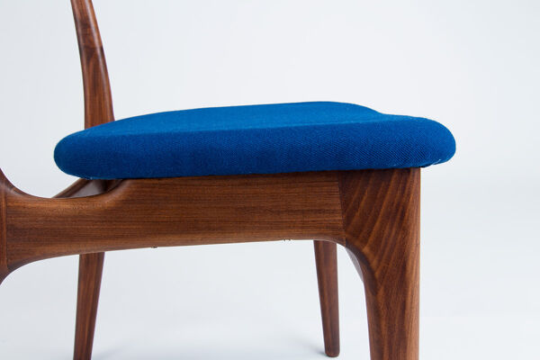 Ensemble de chaises du milieu du siècle conçues par Schonning & Elgaard en teck, des années 1950
