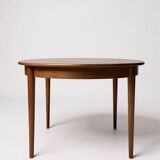 Vintage Scandinavian extendable round table P. Jeppesens Møbelfabrik