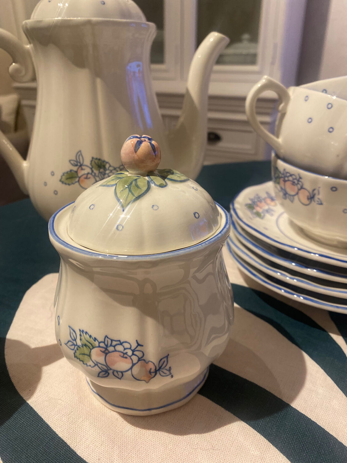 Gien tea service