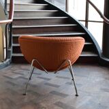 Artifort Orange slice chair