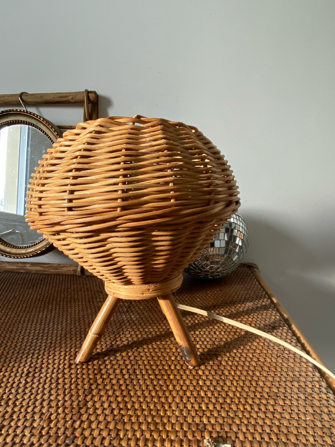 Rattan lamp