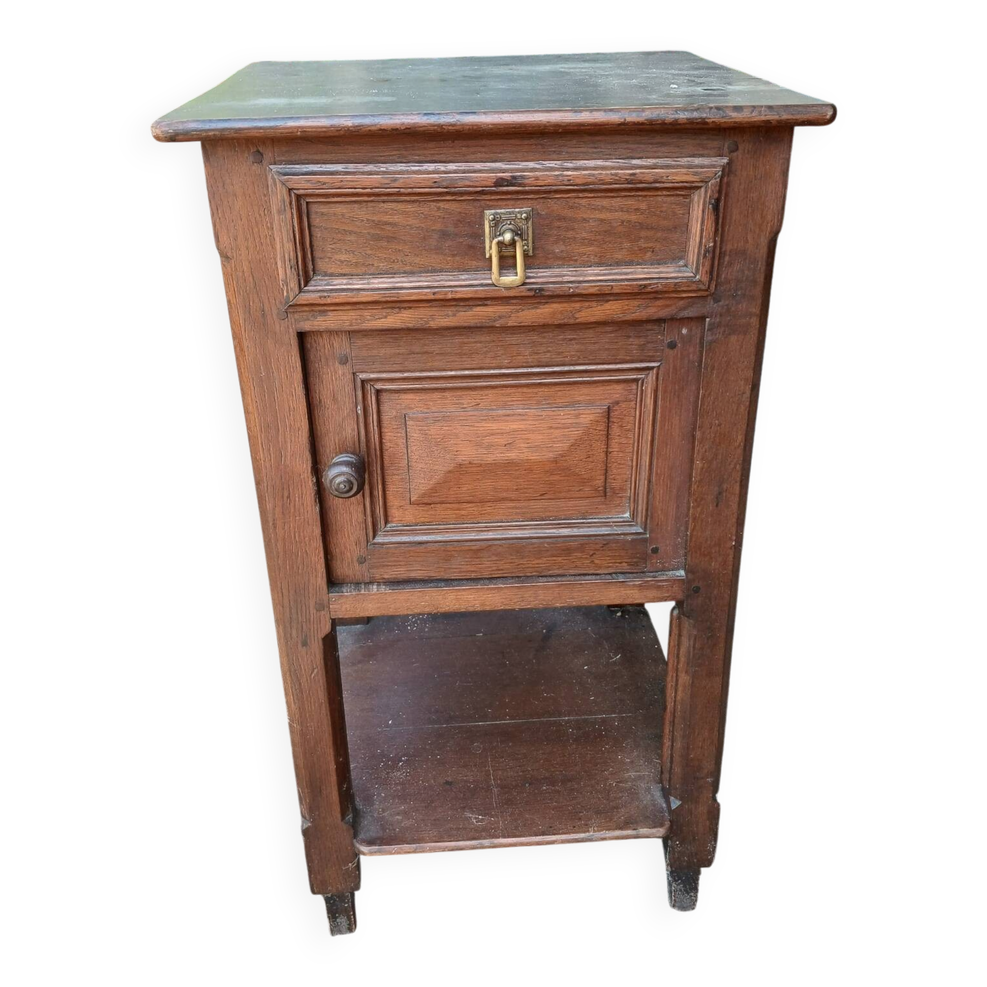 Bedside table
