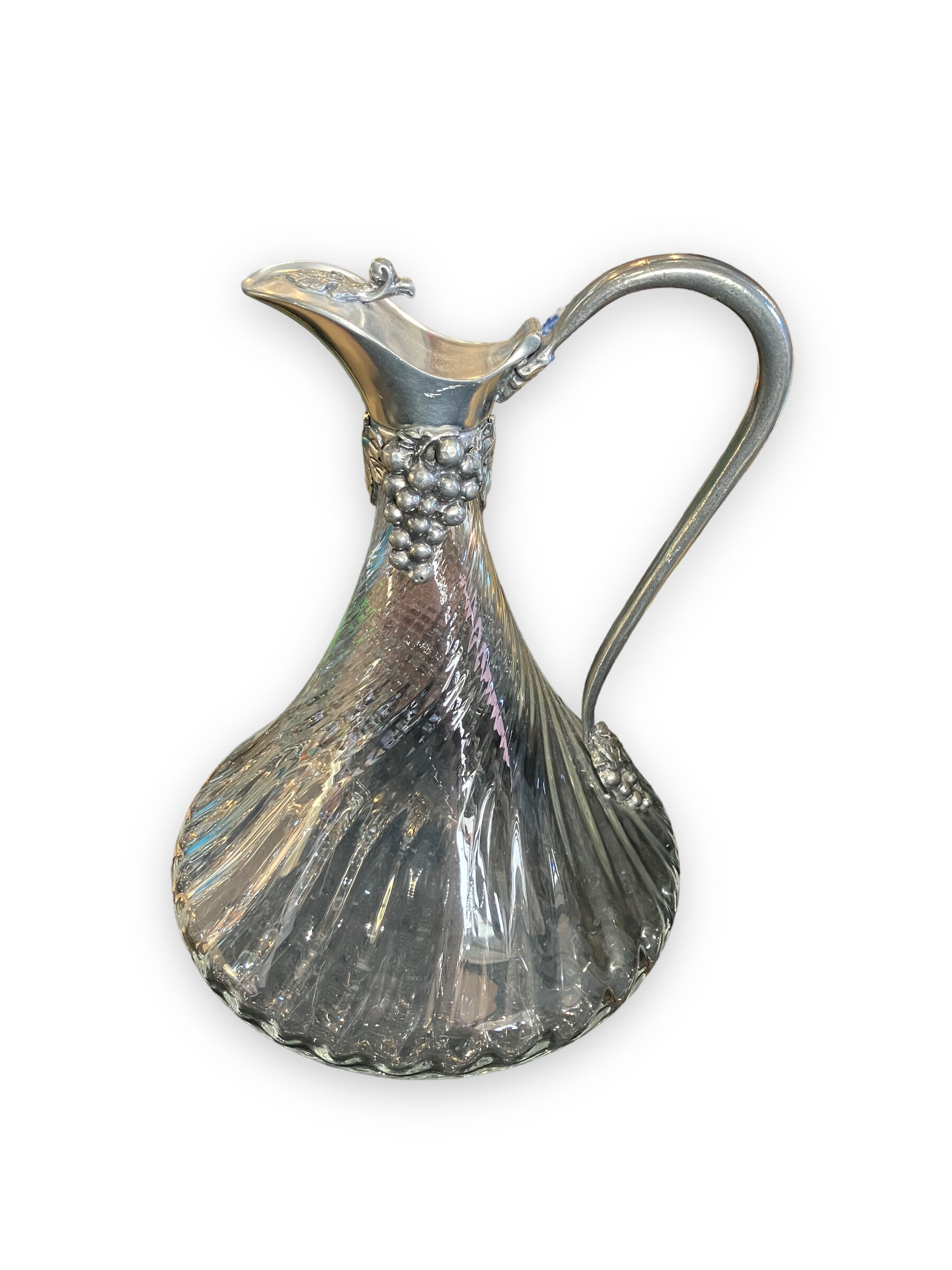 Ewer by jean guardère pampre de la vigne et raisin