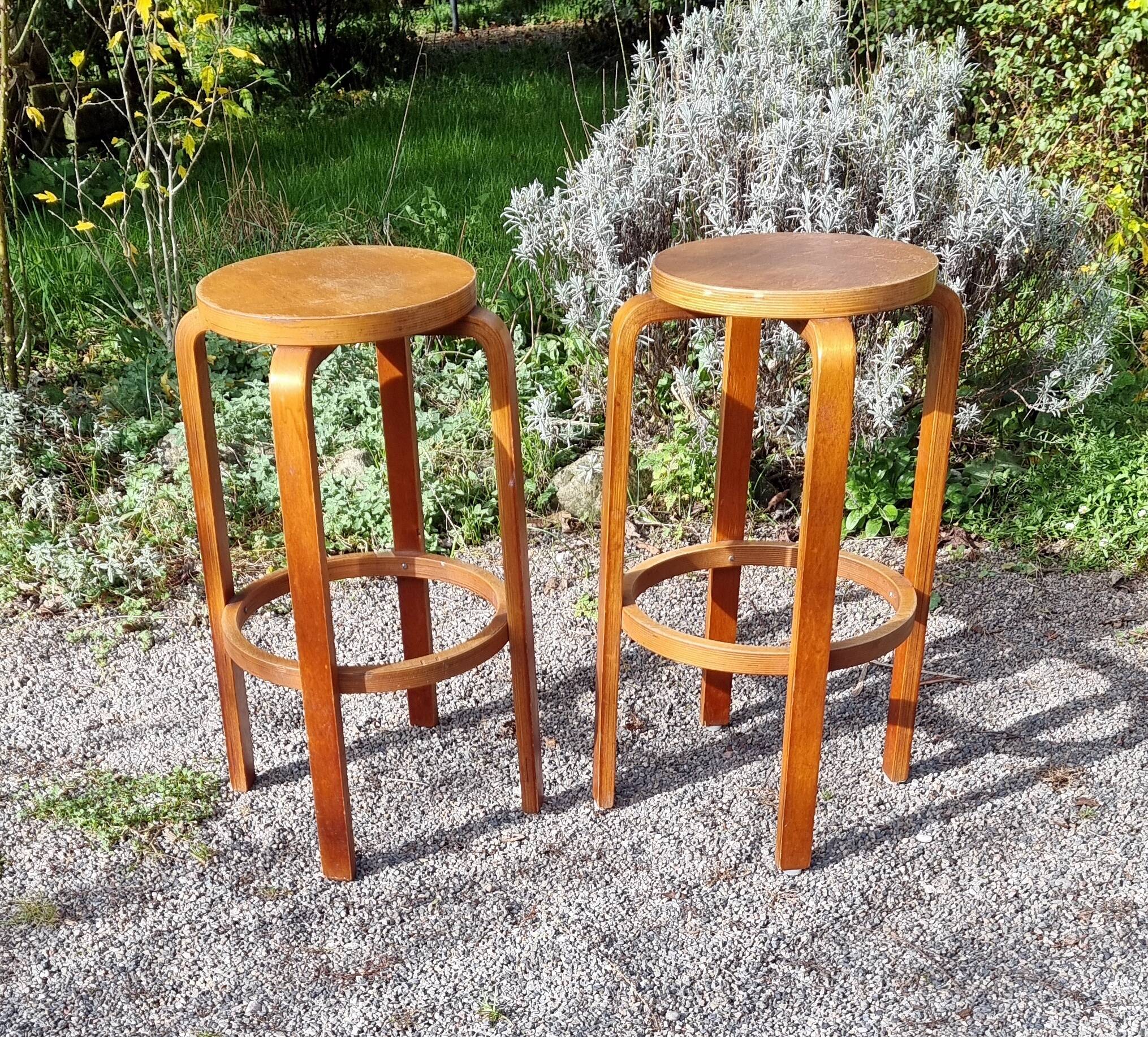 Pair of Artek type 64 bar stools from the 80s