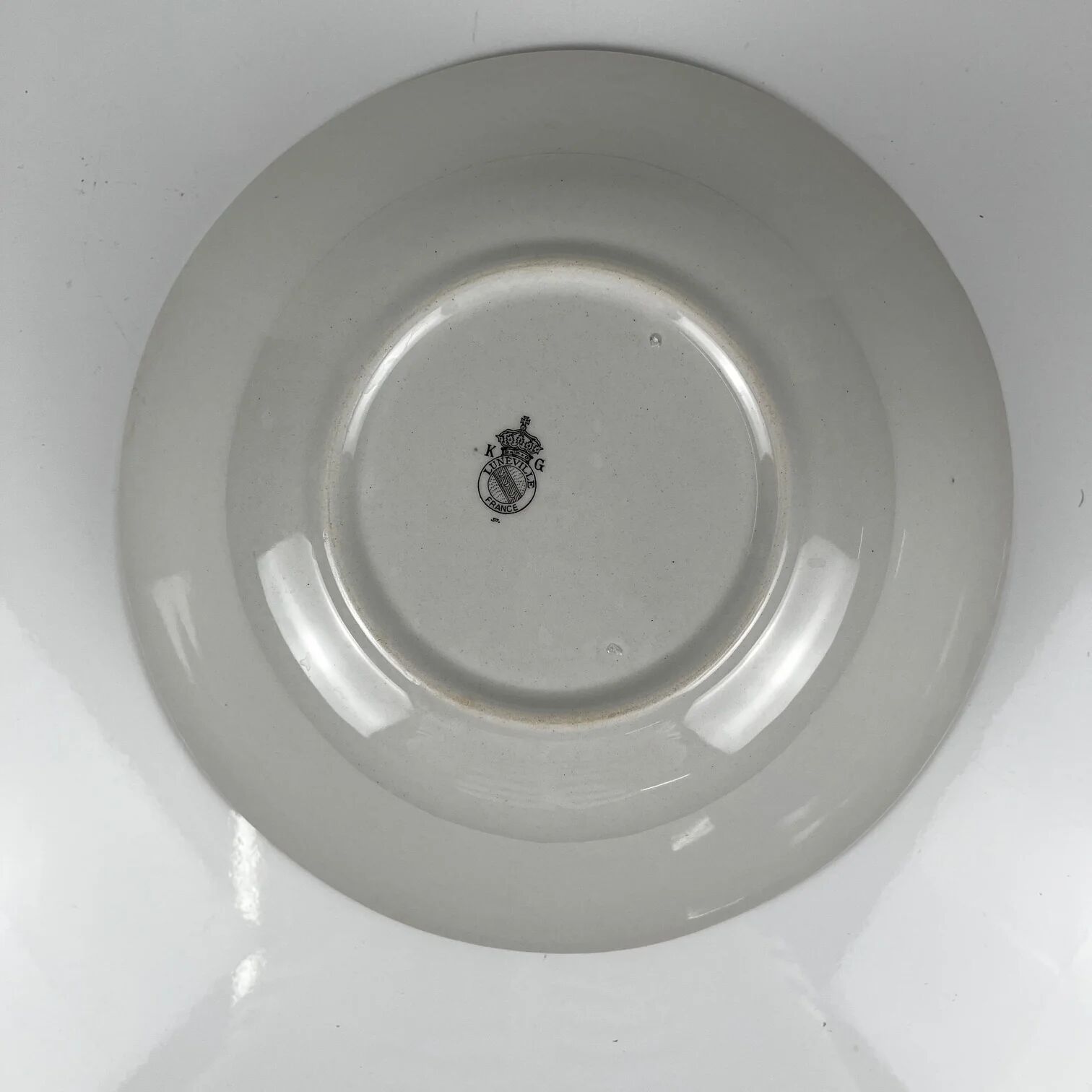 MM salad bowl, lamp model by KG Lunéville, tulip pattern.