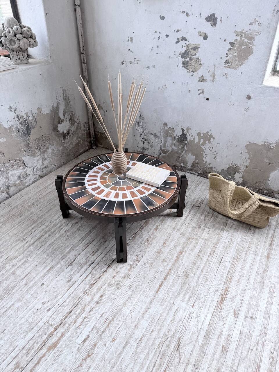 Round coffee table Roger Capron herbarium terracotta