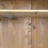 Armoire patinée