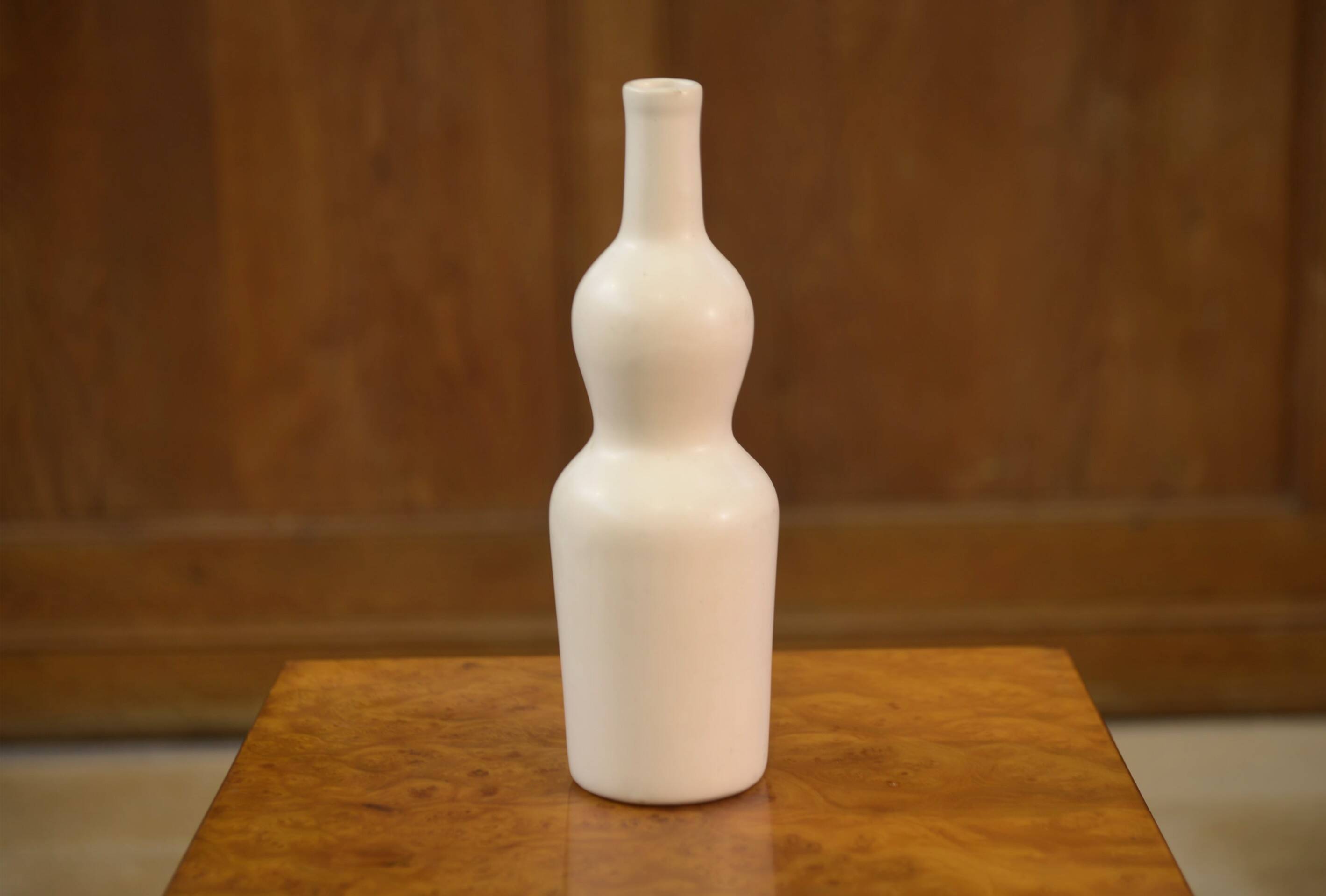 Vase bouteille en céramique signé Roger Capron 1960’s