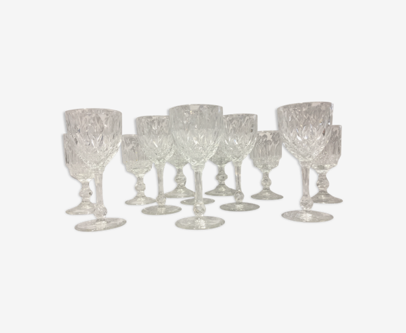 Lot de 12 verres a pied en verre et cristal vin eau art de la table France  1950 | Selency