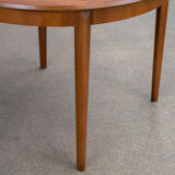 Scandinavian table 110 cm