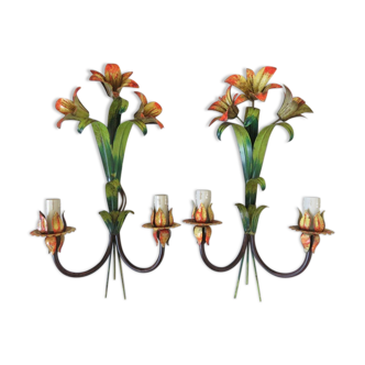 Pair of "flower of lilies" flor Art 70s wall light