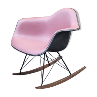 Rocking-chair par Charles et Ray Eames edition Herman Miller
