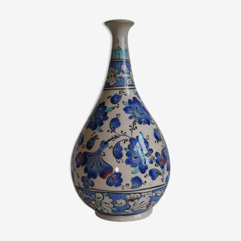 Vase céramique peint à la main et signé