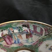 Canton porcelain plate - Character and Bird Decoration - China - 19th Century