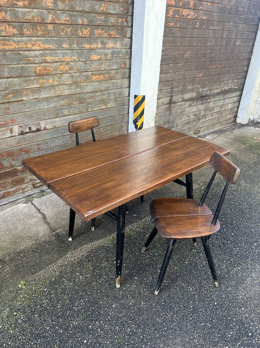 Set of table and chairs by Ilmari Tapiovaara Pirkaa.