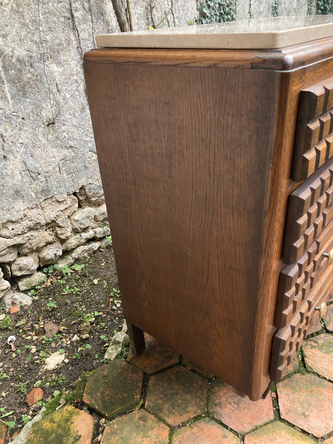 Vintage chest of drawers with splayed legs