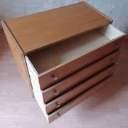 Commode vintage en bois clair des années 1970